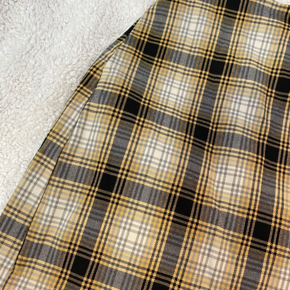 Urban Outfitters Plaid Mini Skirt - Picture 3 of 3